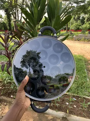 19-Hole Masa Pan