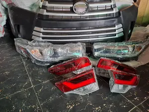 Cikakken Body Kit na Toyota Highlander 2018