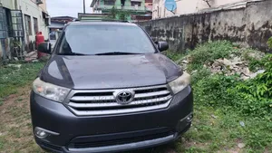 Toyota Highlander 2010 Grey