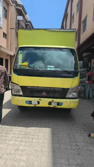 Mitsubishi Canter Mini Truck 2008