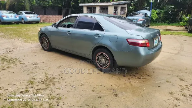 Toyota Camry 2.4 CE Automatic 2008 Green - 1