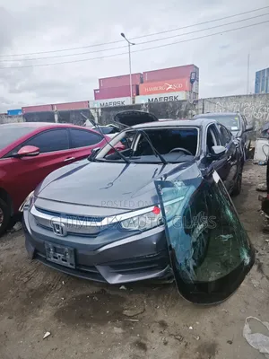 2018 Honda Civic Windscreen Glass - Installed