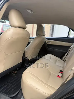 Toyota Corolla LE Sedan 2015 - Baƙar Fata