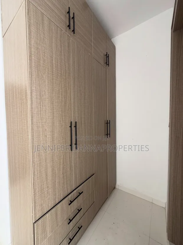 3 Bedroom En-suite Duplex a Sangotedo, Lekki - 1