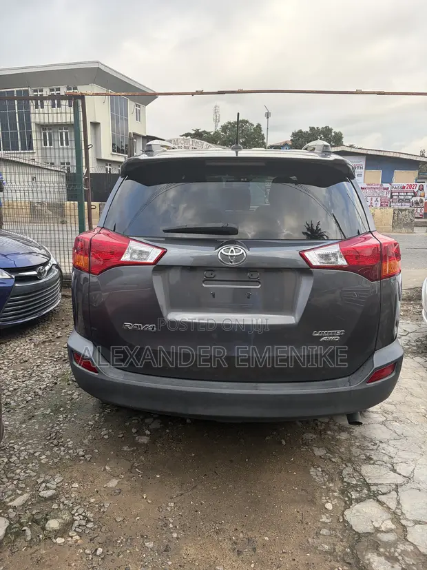 Toyota RAV4 Limited 2015 Gray - 1