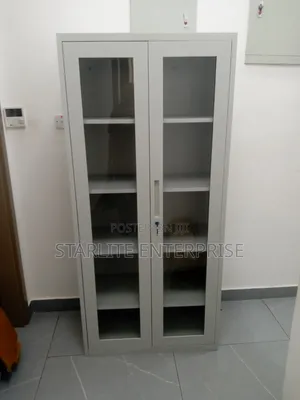 Boss Office Products Karfe Cupboard Mai Kofofin Gilashi