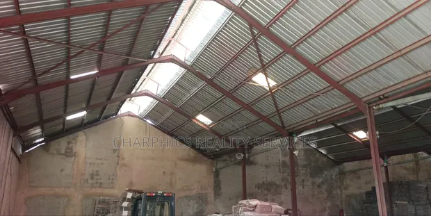 16,800sqft Self Compound Warehouse for Lease, Eric Moore Surulere - 1