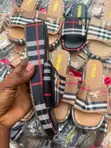 Prada Luxury Slides - Mata masu Launi daban-daban - 1