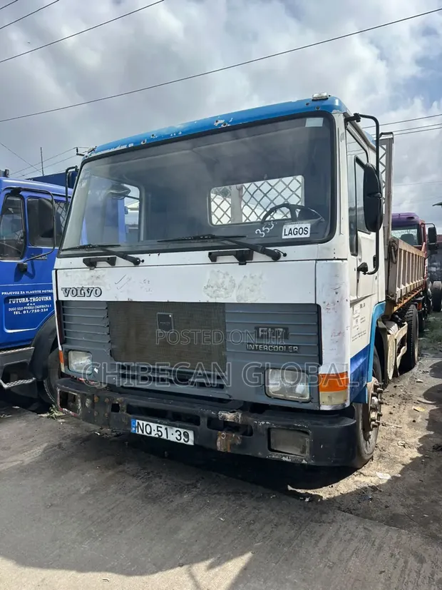 Volvo FL7 Tipper 6 Tyre (Foreign Used) - 1