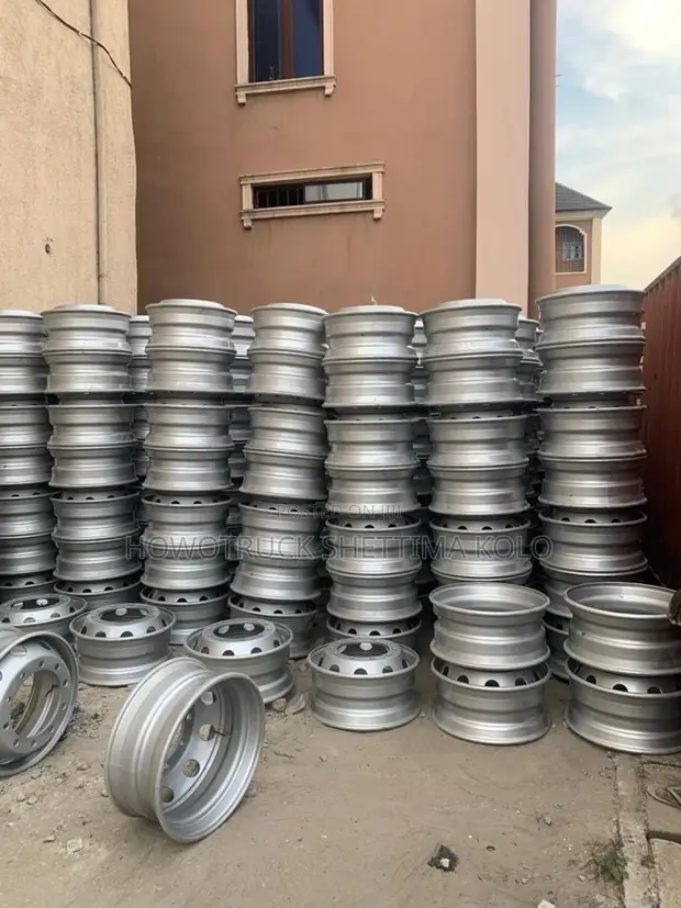 Howo Truck Rims - 22.5 x 9.00 Karfe Marasa Tiye - 1