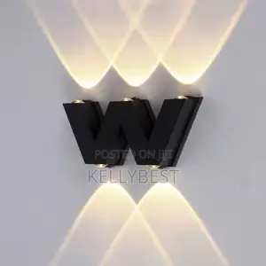 Modern Outdoor Wall Lamp - Black