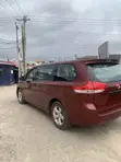 Toyota Sienna 2014 Red - 2