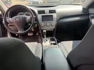 2009 Toyota Camry SE Sedan (2.4L)