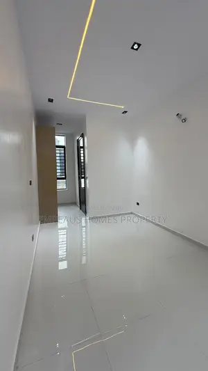 5-Bedroom Luxury Duplex for Sale in Chevron, Lekki