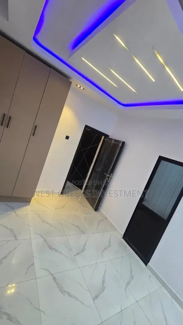 3 Bedroom Bungalow for Sale in Adetokun Estate, Ibadan - 1