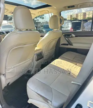 Lexus GX 2015 Fari