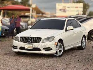 Mercedes-Benz C300 2010 Fari