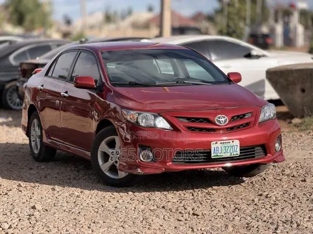 Toyota Corolla S 2013 Red - 1