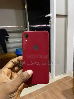 Apple iPhone XR 64GB Red