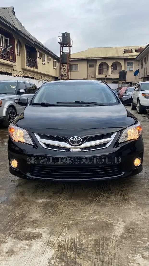 Toyota Corolla 2011 Baki, Manual - 1