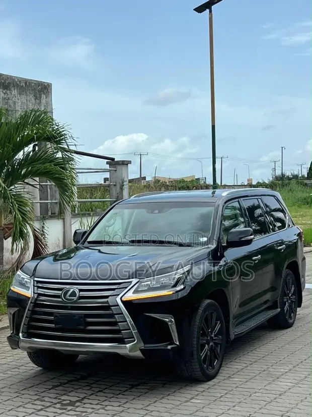 Lexus LX 570 2016 Black - 1