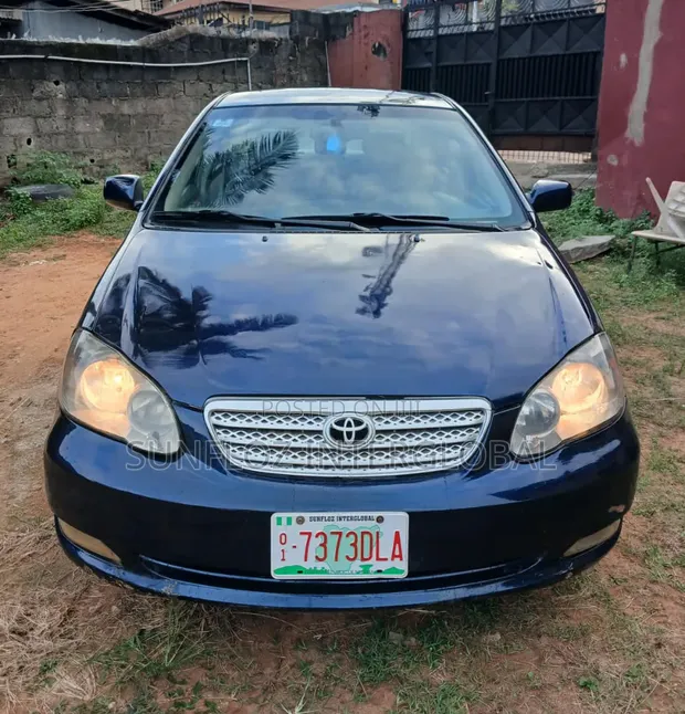 Toyota Corolla 2005 Blue - 1