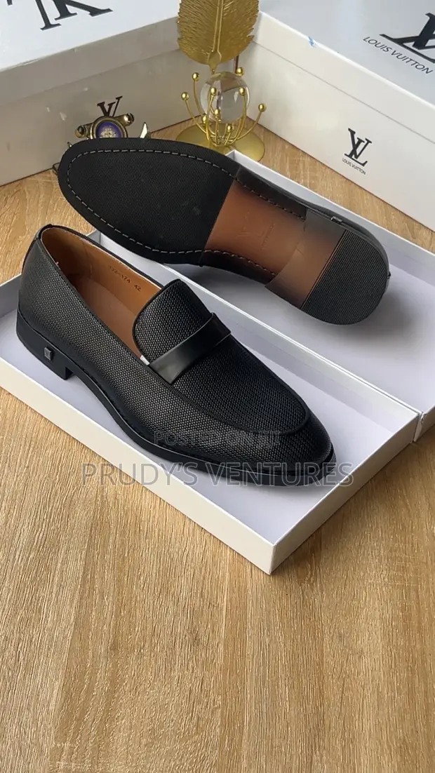 Takalmi Na Maza Na Louis Vuitton Mai Inganci - 1