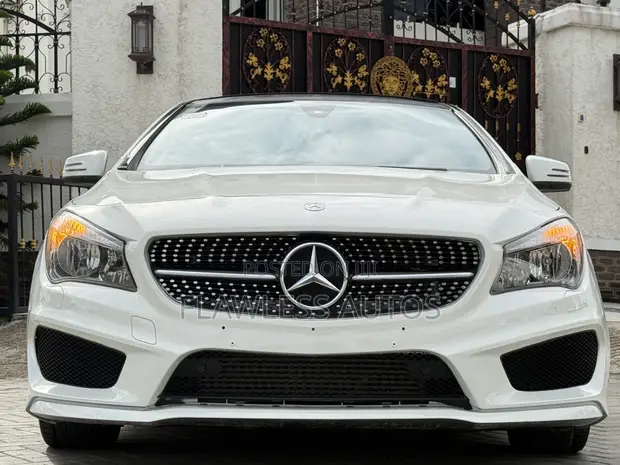 Mercedes-Benz CLA-Class 2015 Fari - 1