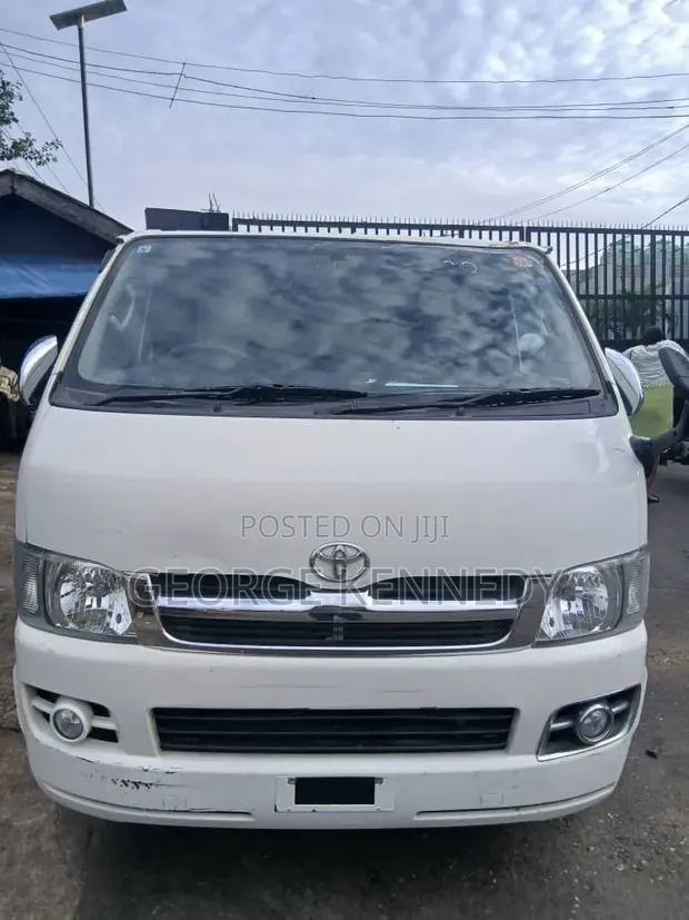 Toyota HiAce 2014 Bas Dinci - 1