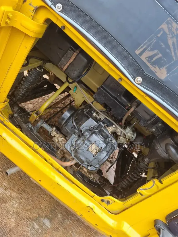 TVS XL 100 Three-Wheeler 2022 Yellow - 1