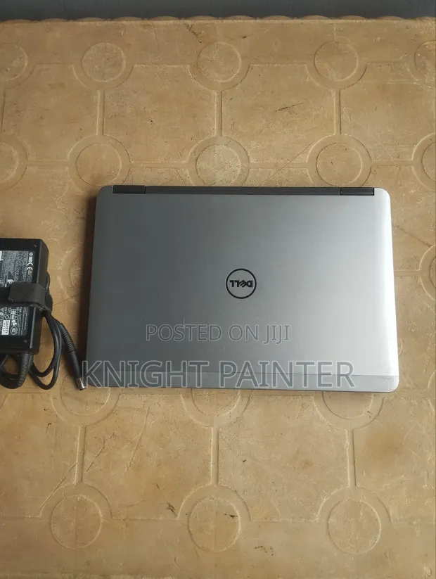Dell Latitude E7240 Laptop - Core i5, 8GB RAM, 128GB SSD - 1
