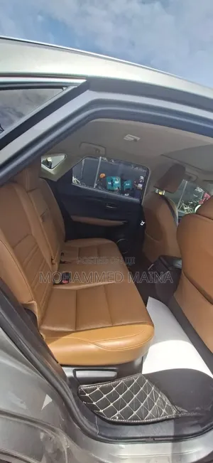 Lexus NX 200 2017 Silver