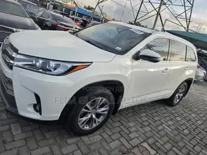 Toyota Highlander 2015 Fari