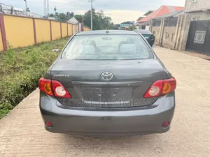 Toyota Corolla 2010 Gray - Distress Sale