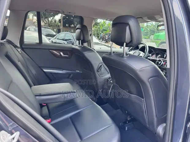 2013 Mercedes-Benz GLK-Class 350 4MATIC SUV - 1