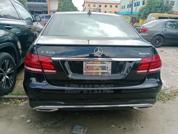 2015 Mercedes-Benz E350 Base 4Matic Sedan AWD - 1