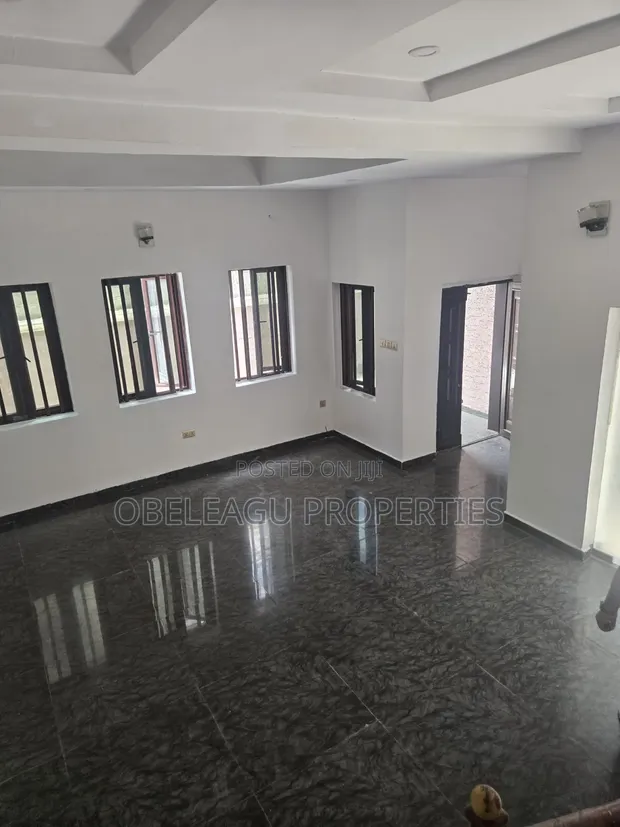 4 Bedroom Townhouse/Terrace for Rent in Apple Estate, Amuwo-Odofin - 1
