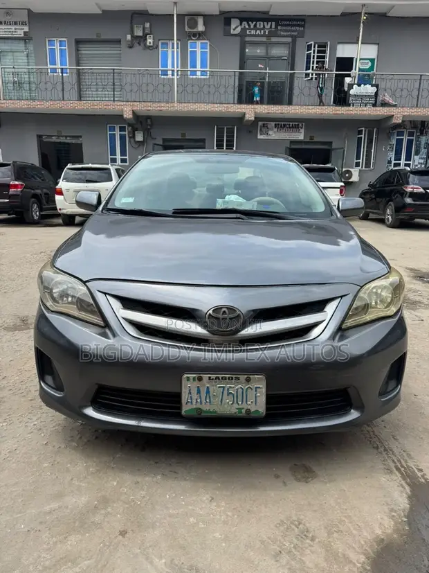 2010 Toyota Corolla LE Sedan - 1