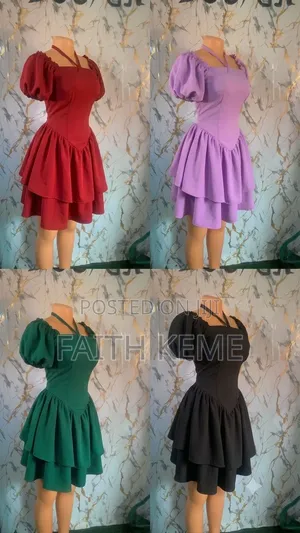 Ladies Short Gown - Classic Style