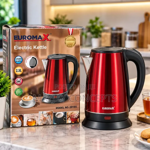 Euromax 2.5L 1500W Ruwan Zafi Mai Ƙona Wuta Tare da Ƙafar Juyawa 360° - 1