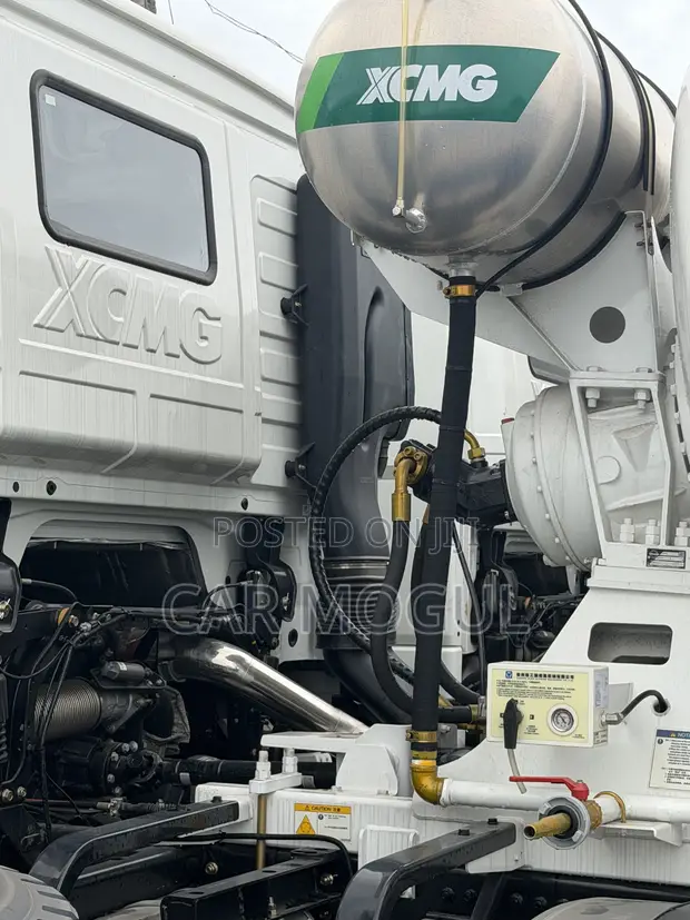 Brand New XCMG 10 CBM Concrete Mixer (2026 Model) - 1