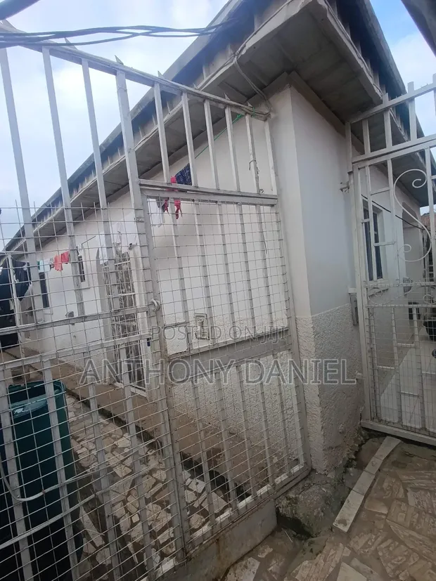 2-Bedroom Bungalow for Sale in Wumba, Apo - 1