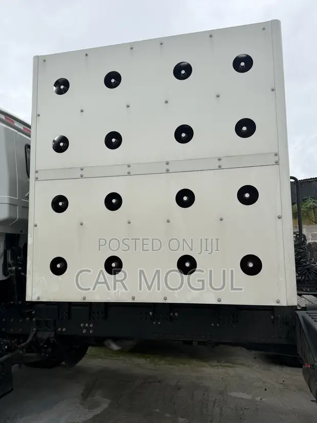 XCMG Tractor Head 16-Cylinder CNG 2026 - 1