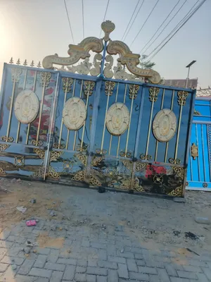 Quality Royal Stainless Steel Gate