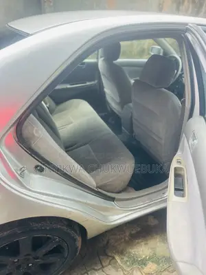 Toyota Camry LE 2004 Silver