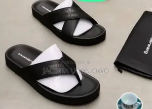 Alexander Wang Black Leather Slides - Mazan Fata 40.5-46