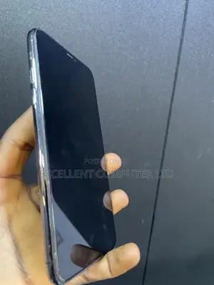 Apple iPhone 11 Pro Max 256GB Baki (UK Amfani)