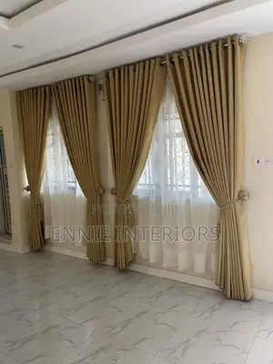 Sabbin Labule da Kayan Gyaran Gida na Deco