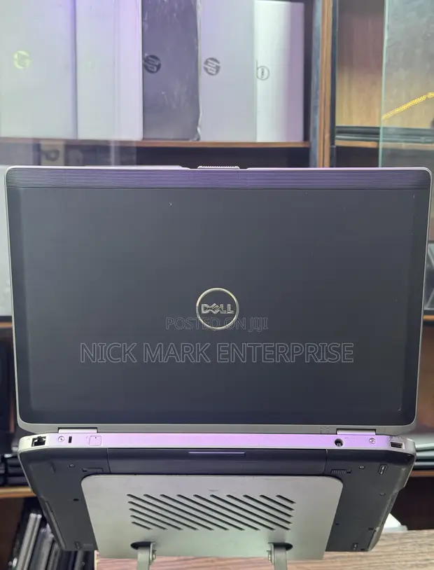 Dell Latitude E6520 Laptop - UK Used - 1