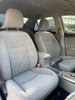 2011 Toyota Corolla LE Sedan